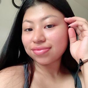 Meet your Posher, Lily